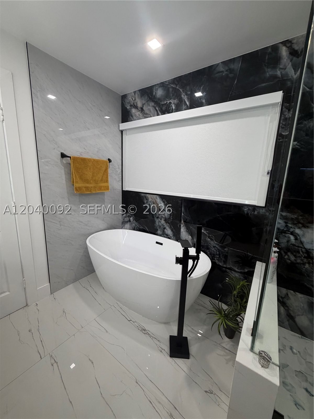 Real estate property located at 854 132nd Ct, Miami-dade, Shoma Homes At Tamiami Ii, Miami, FL