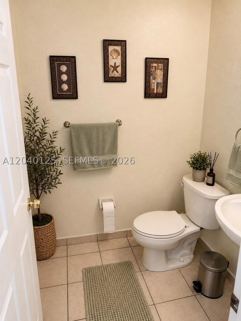 Real estate property located at 12488 122nd St, Miami-dade, Kendall Breeze, Miami, FL