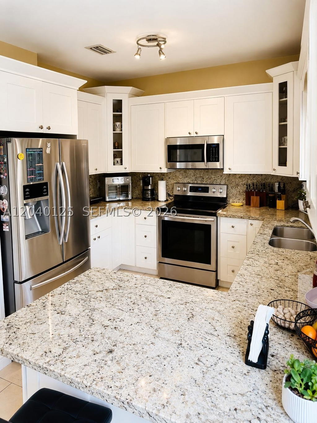 Real estate property located at 12488 122nd St, Miami-dade, Kendall Breeze, Miami, FL
