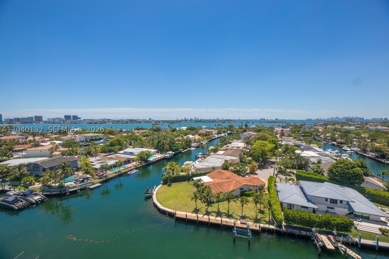 Real estate property located at 2500 135th St C611, Miami-dade, Dorset House Condo, North Miami, FL
