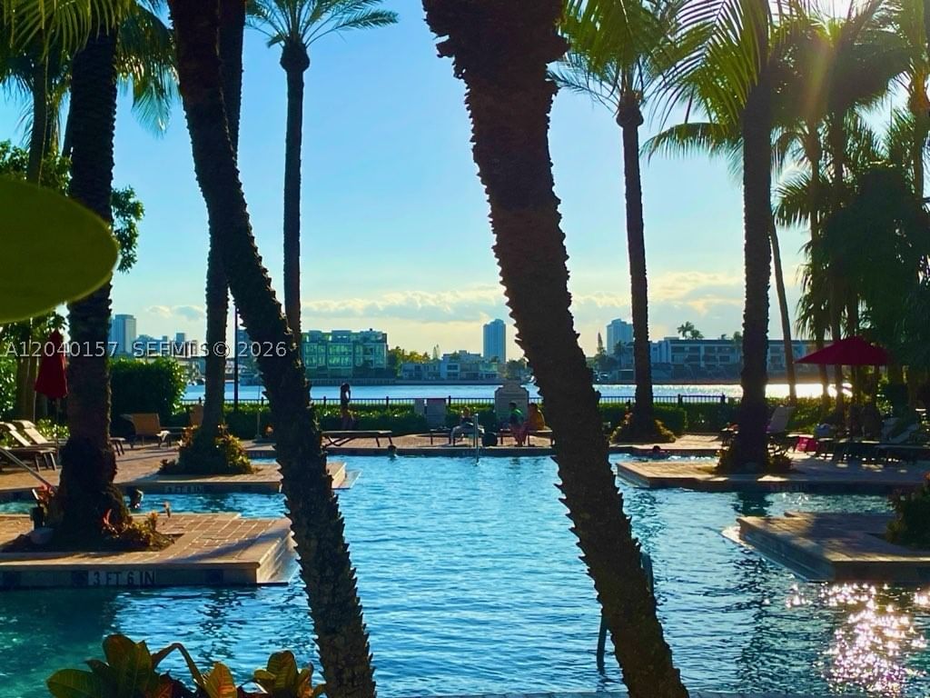 Real estate property located at 17150 Bay Rd #2912, Miami-dade, Porto Bellagio Condo, Sunny Isles Beach, FL