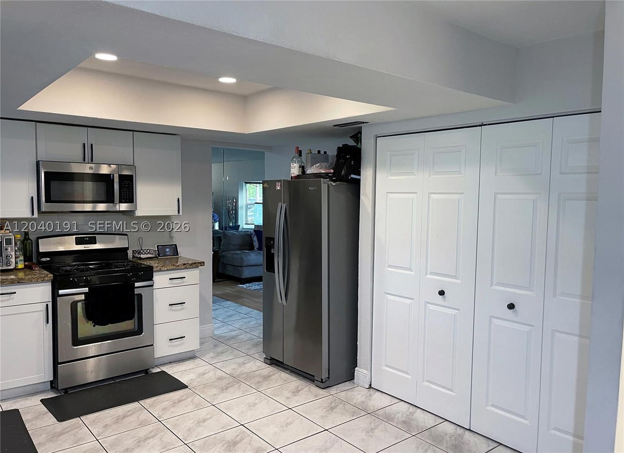 Real estate property located at 8330 20th Ct, Broward, Sunrise Golf Village Sec, Sunrise, FL