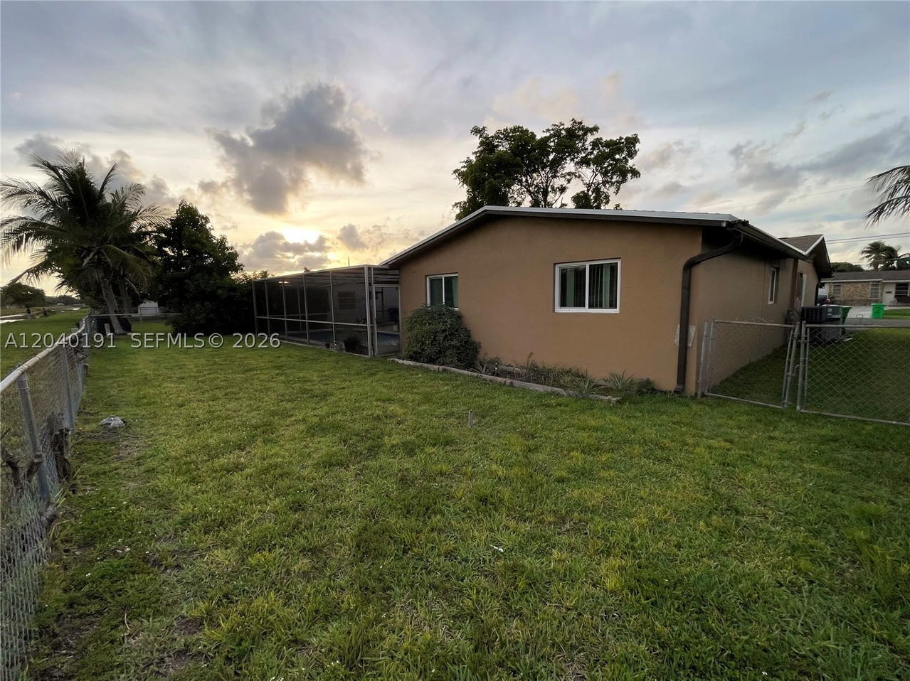 Real estate property located at 8330 20th Ct, Broward, Sunrise Golf Village Sec, Sunrise, FL
