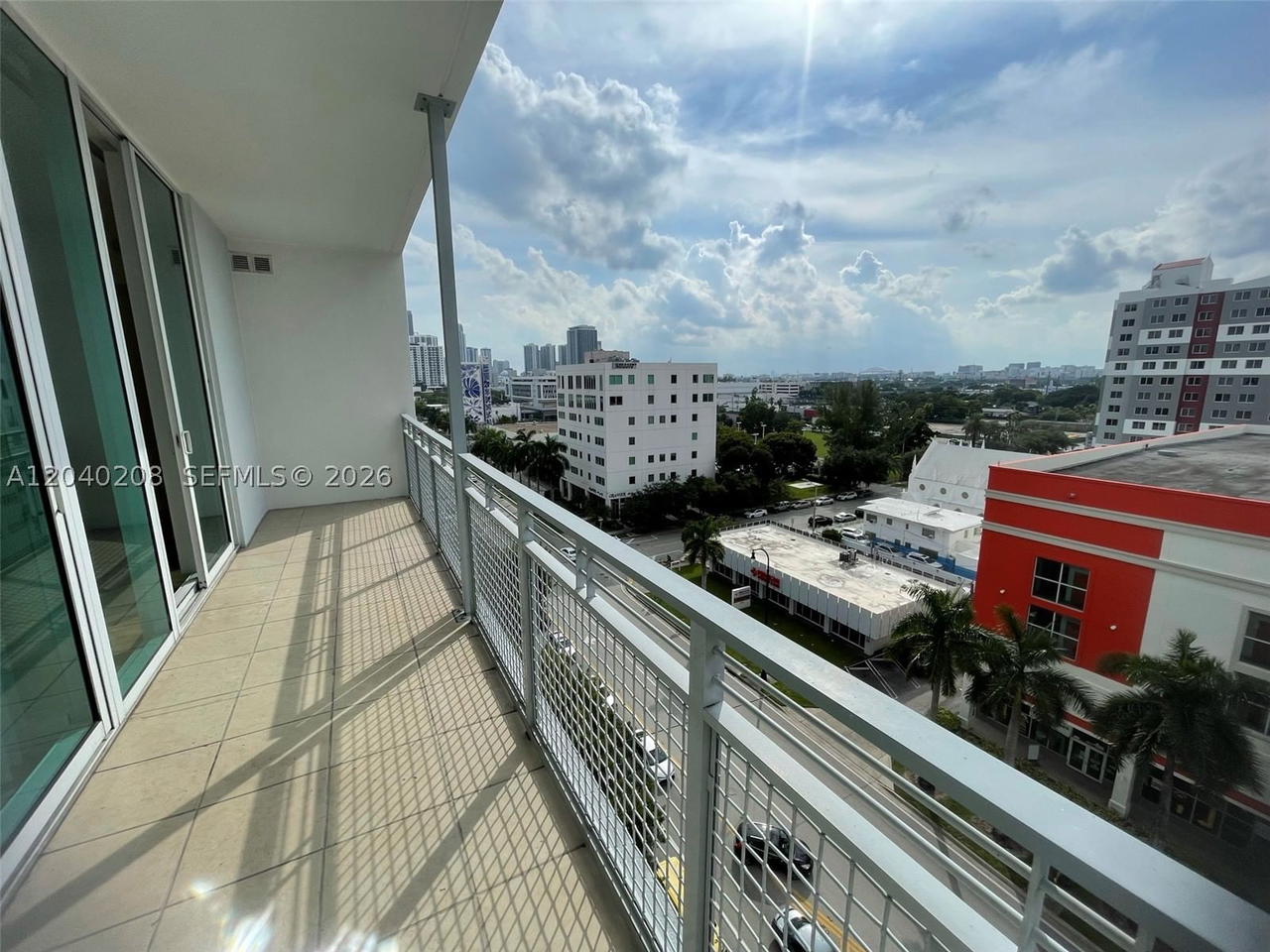 Real estate property located at 350 24th St #814, Miami-dade, City 24 Condo, Miami, FL