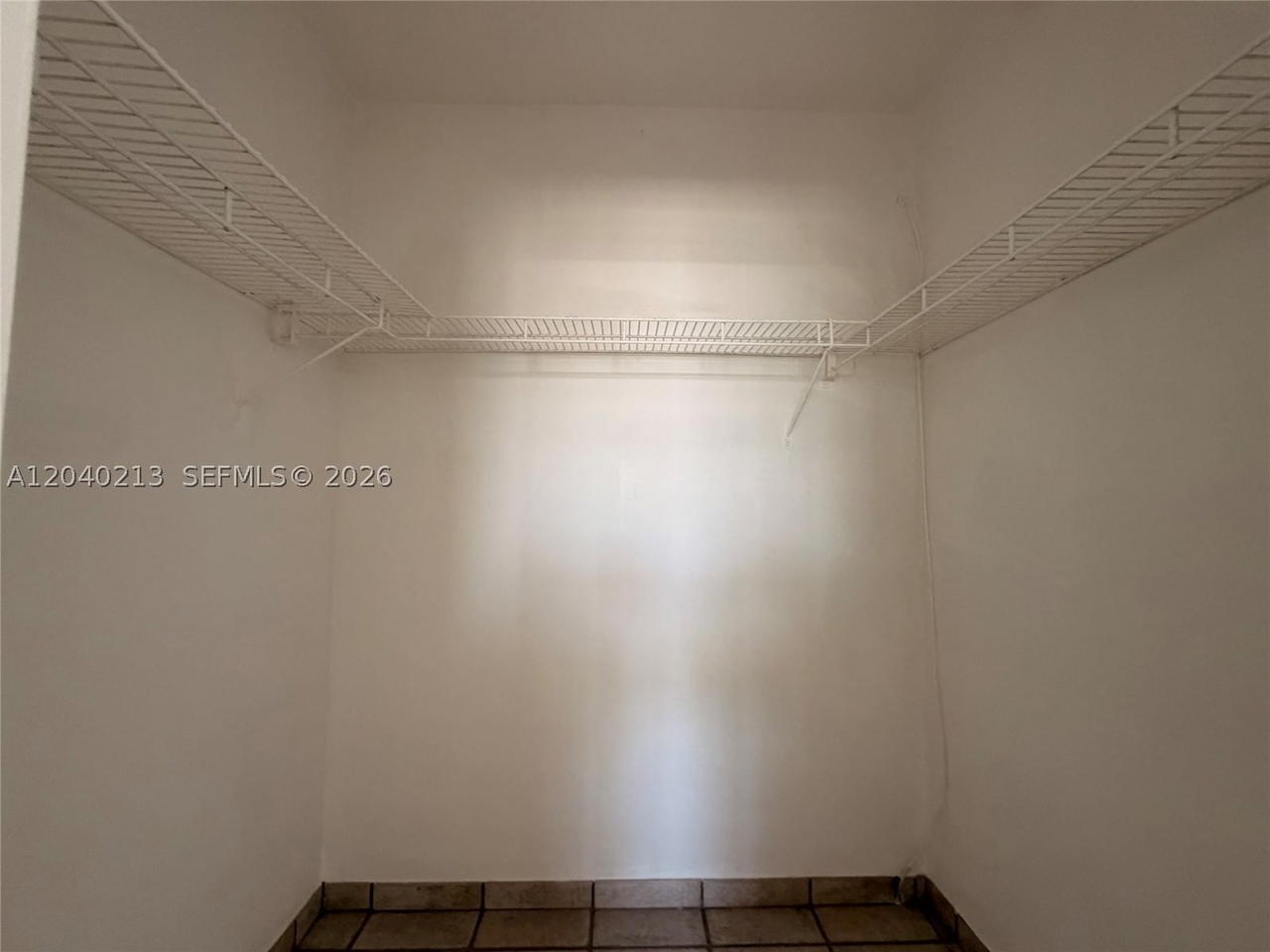 Real estate property located at 100 Lincoln Rd #1410, Miami-dade, The Decoplage Condo, Miami Beach, FL