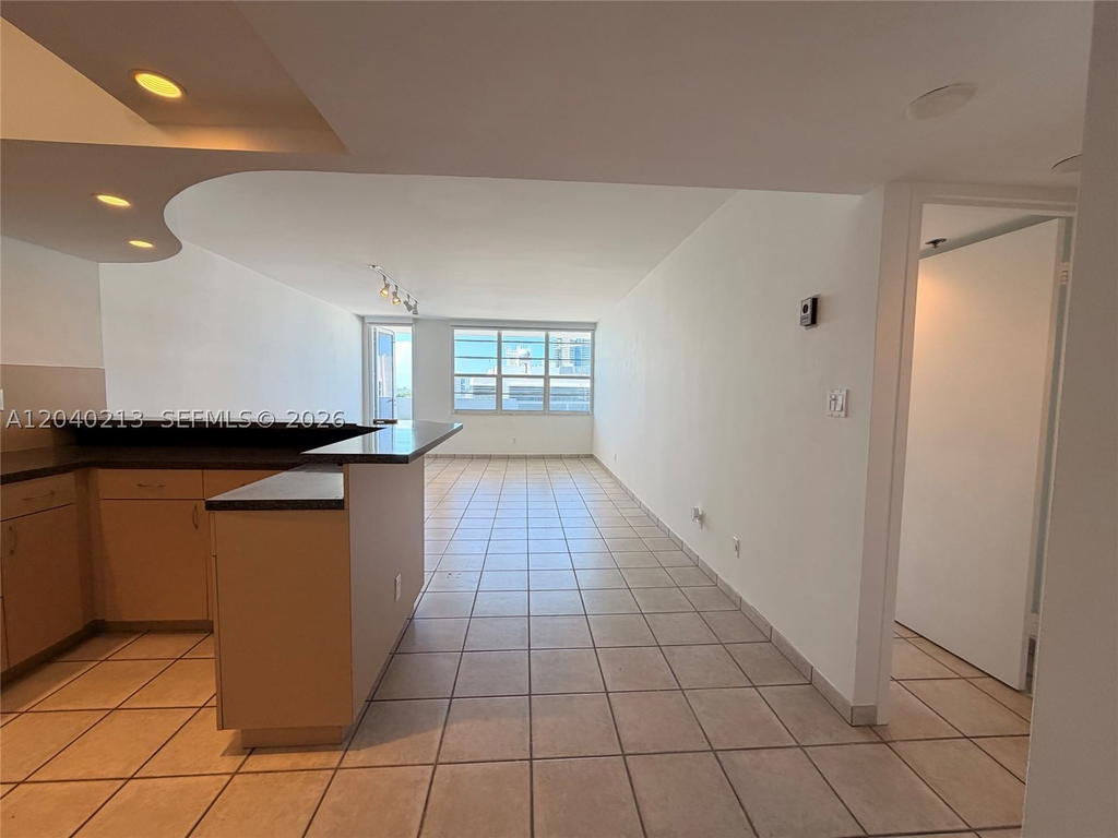 Real estate property located at 100 Lincoln Rd #1410, Miami-dade, The Decoplage Condo, Miami Beach, FL