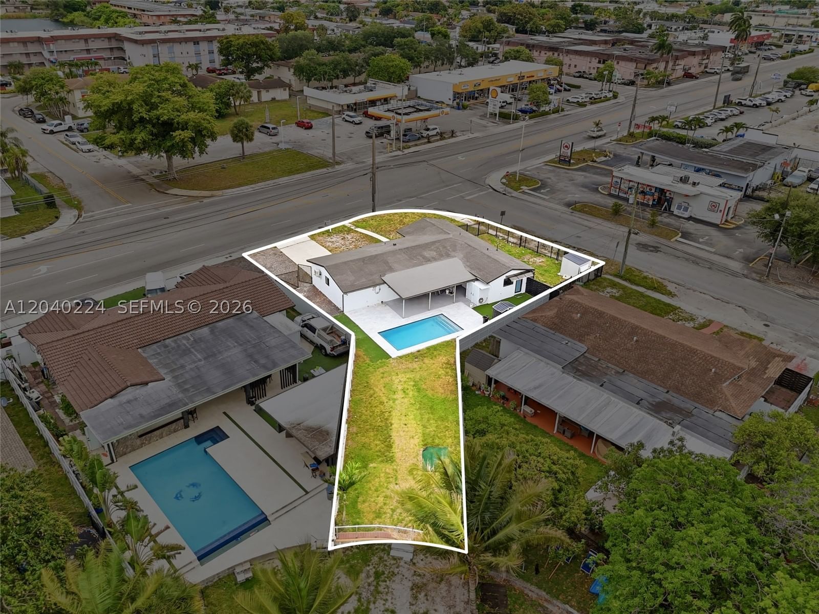 Real estate property located at 7200 12th Ave, Miami-dade, Lake Laurence North, Hialeah, FL