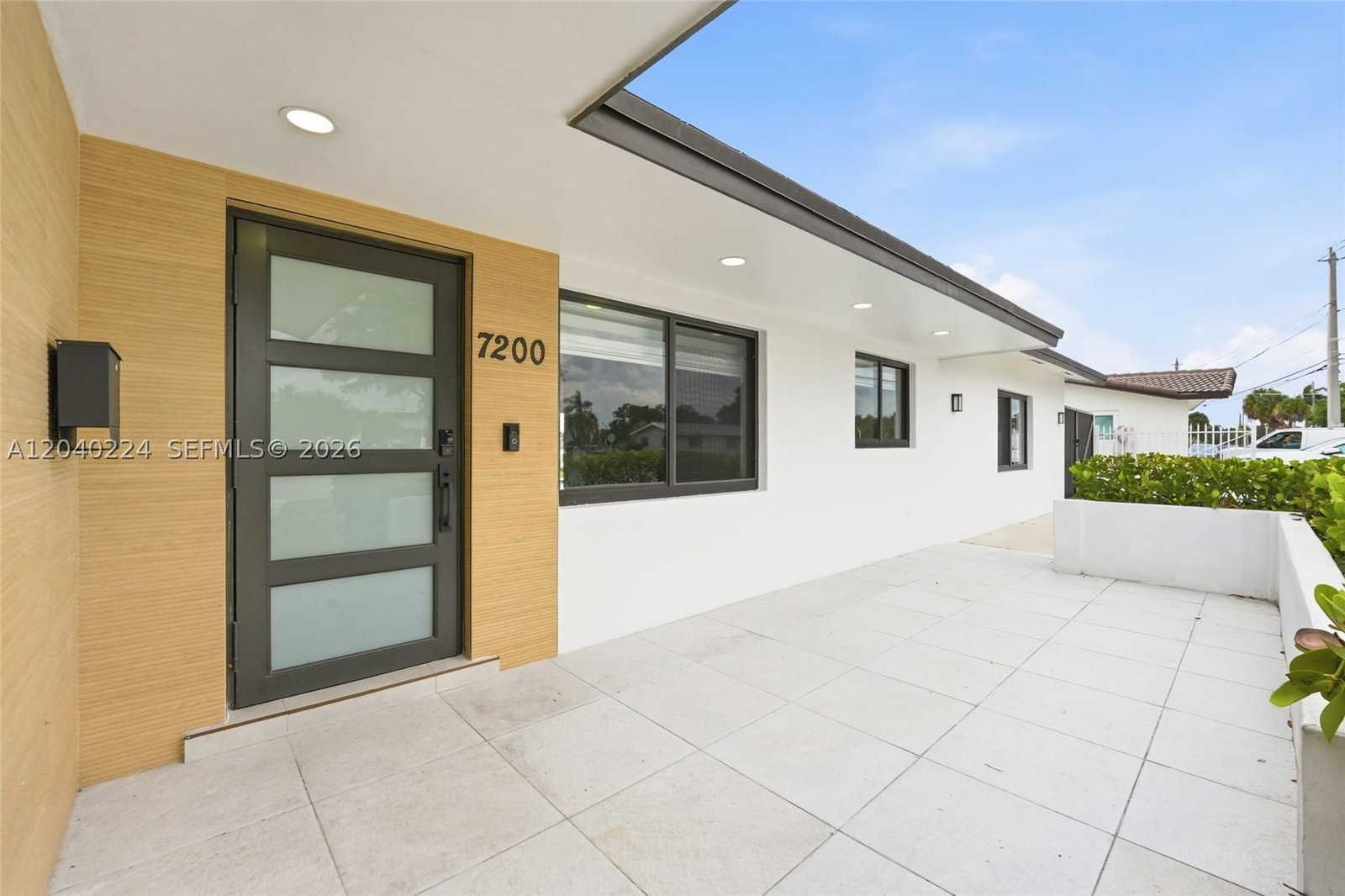 Real estate property located at 7200 12th Ave, Miami-dade, Lake Laurence North, Hialeah, FL