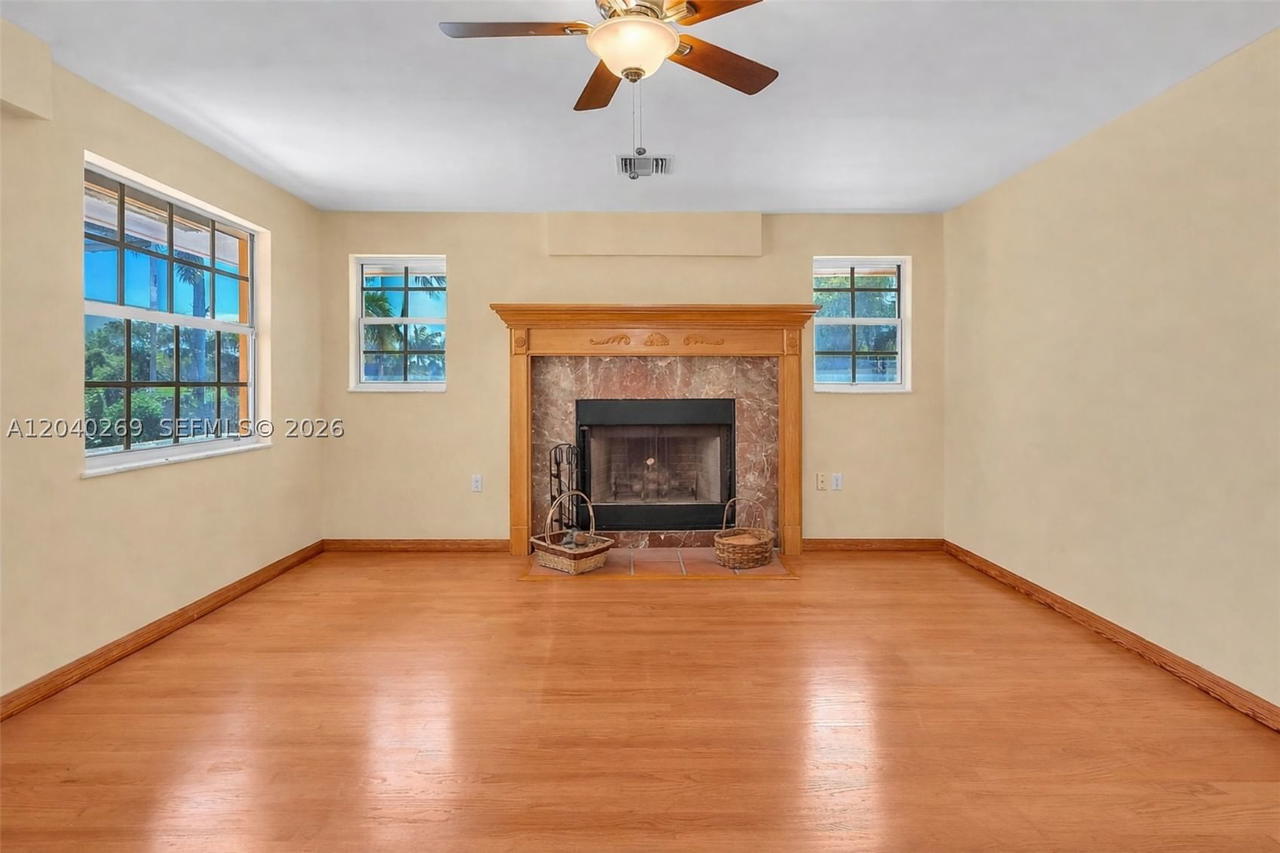 Real estate property located at 5309 Alton Rd, Miami-dade, La Gorce Golf Sub, Miami Beach, FL