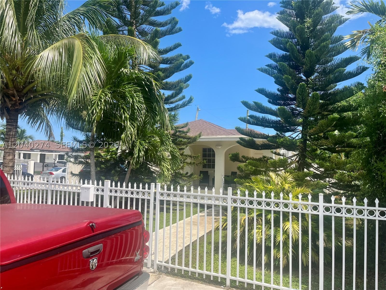 Real estate property located at 521 32nd Pl, Miami-dade, Blake Sub, Miami, FL