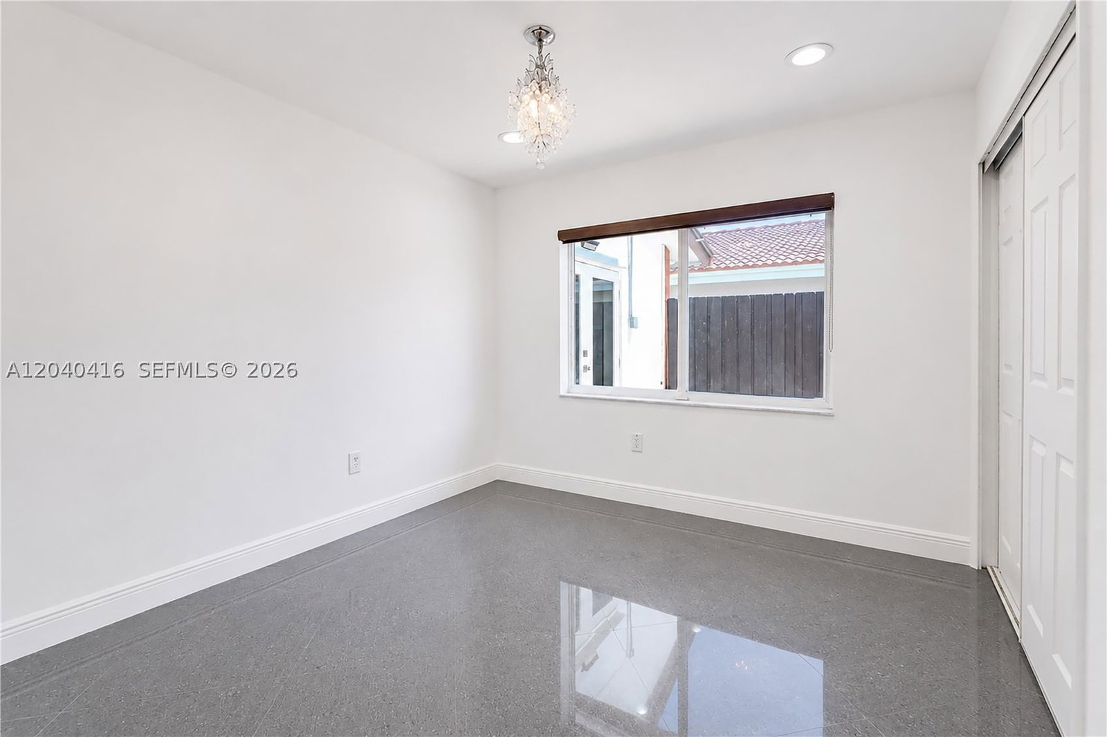 Real estate property located at 1204 136th Pl, Miami-dade, Tamiami Lakes Sec 4, Miami, FL