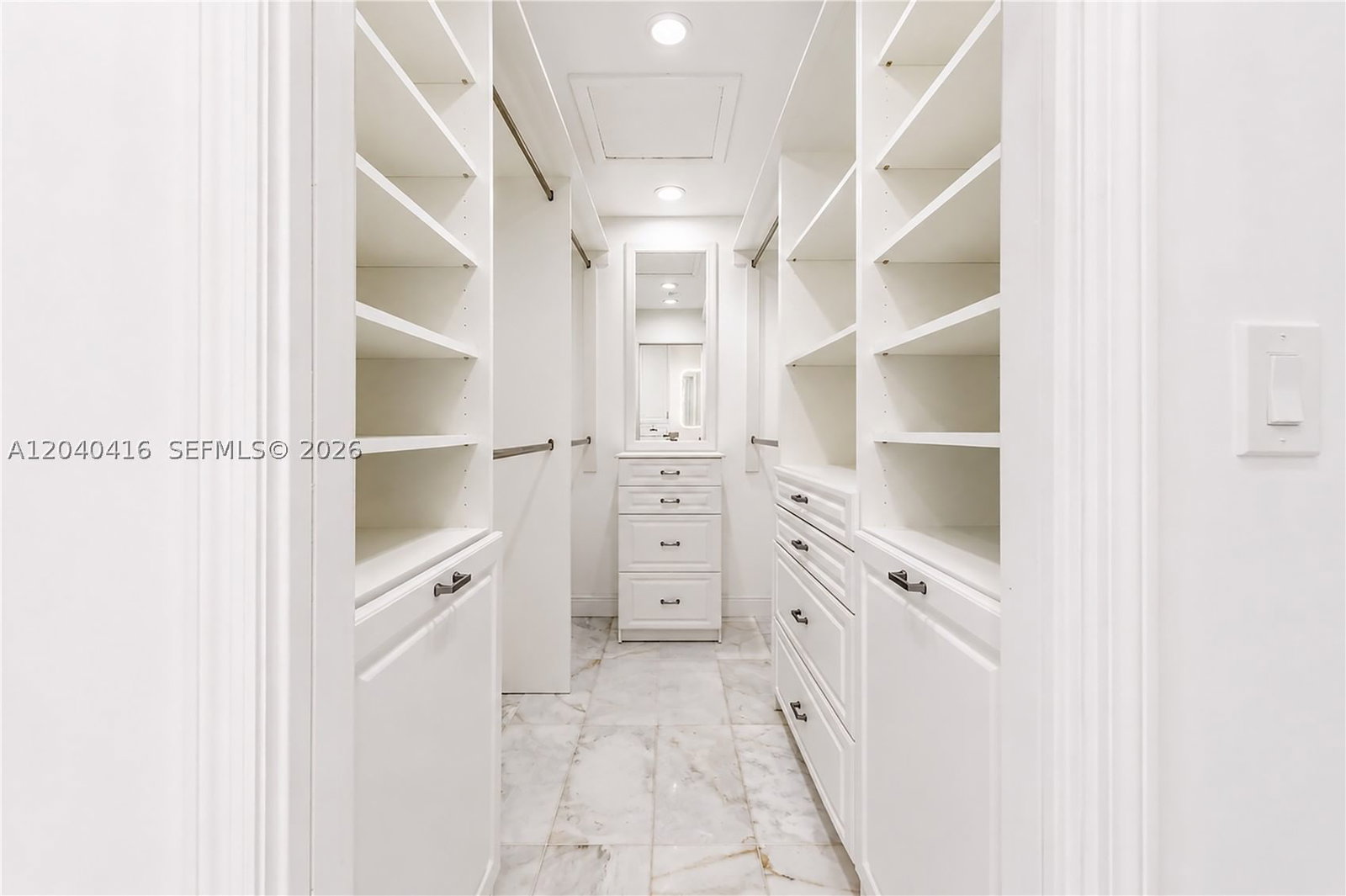 Real estate property located at 1204 136th Pl, Miami-dade, Tamiami Lakes Sec 4, Miami, FL
