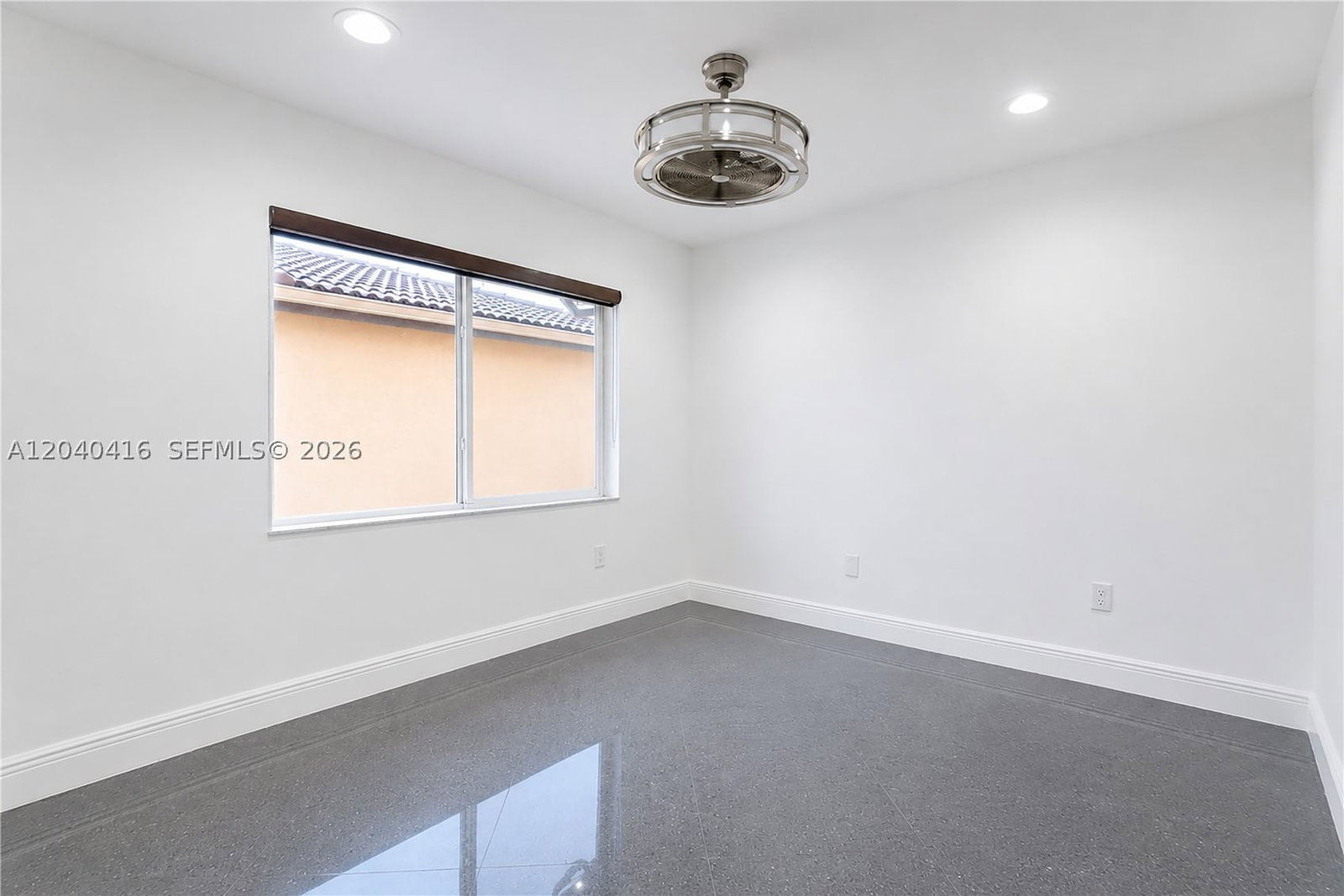 Real estate property located at 1204 136th Pl, Miami-dade, Tamiami Lakes Sec 4, Miami, FL