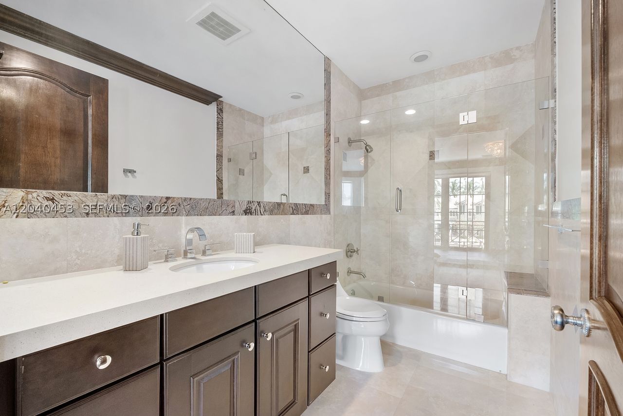 Real estate property located at 2601 Delmar Pl, Broward, Gould Island, Fort Lauderdale, FL