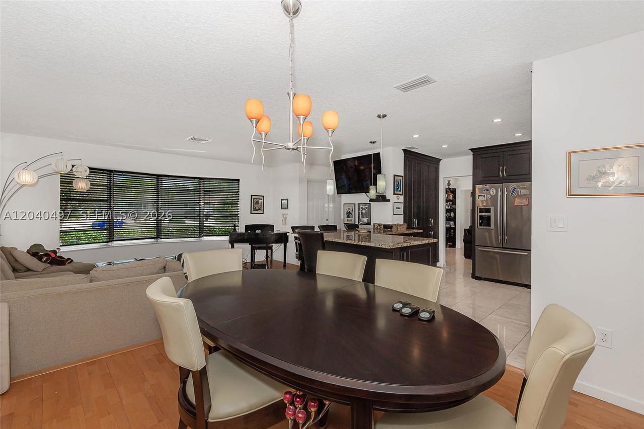 Real estate property located at 3900 43rd Ave, Broward, Hollywood Hills North Sec, Hollywood, FL