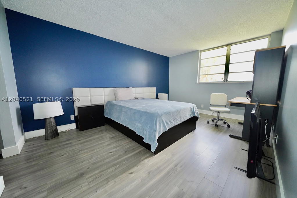 Real estate property located at 2541 Aragon Blvd #305, Broward, Aragon Phase 1a Condo, Sunrise, FL