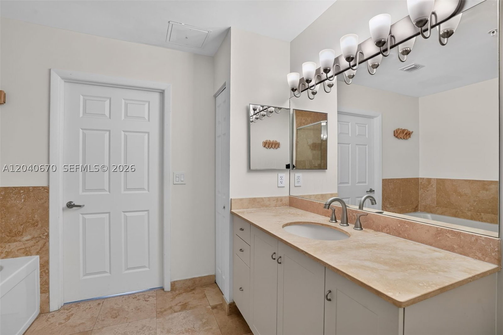 Real estate property located at 3232 22nd Ter #601, Miami-dade, Gables Marquis Condo, Miami, FL