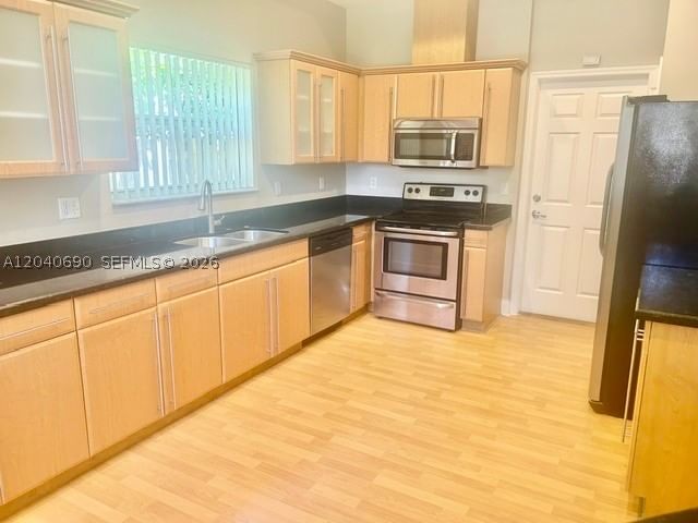 Real estate property located at 9118 161st Ter, Miami-dade, Karenero Falls, Palmetto Bay, FL