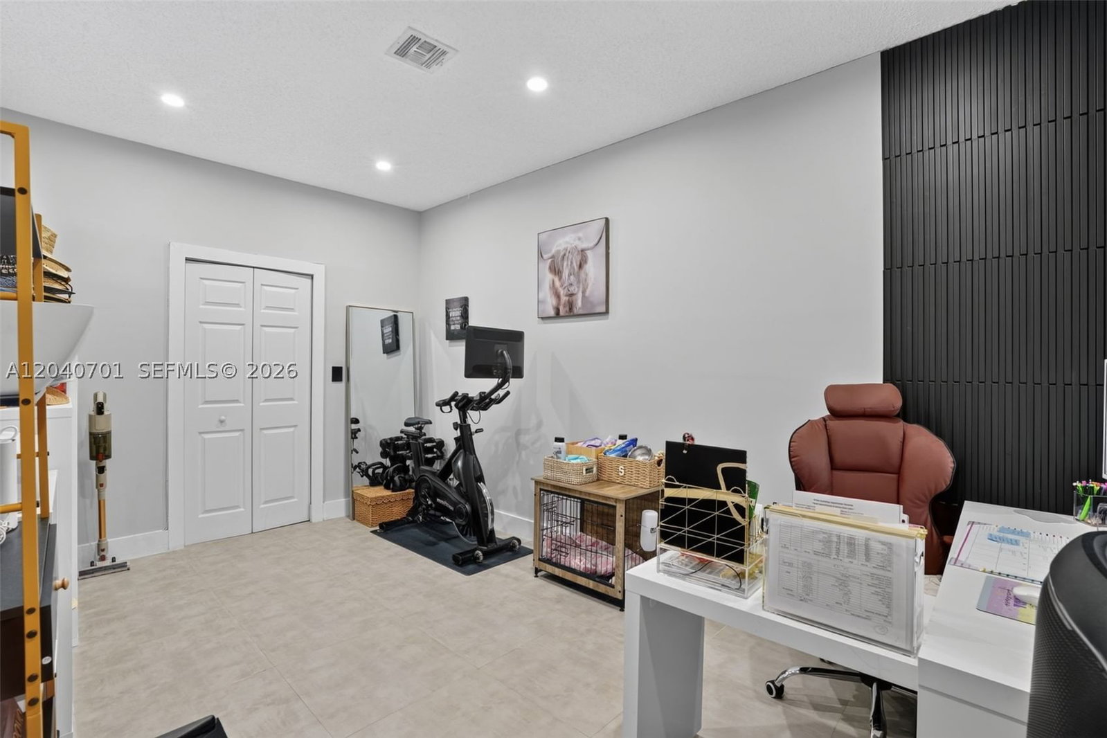 Real estate property located at 21462 91st Ave, Miami-dade, Lakes By The Bay Sec 8, Cutler Bay, FL
