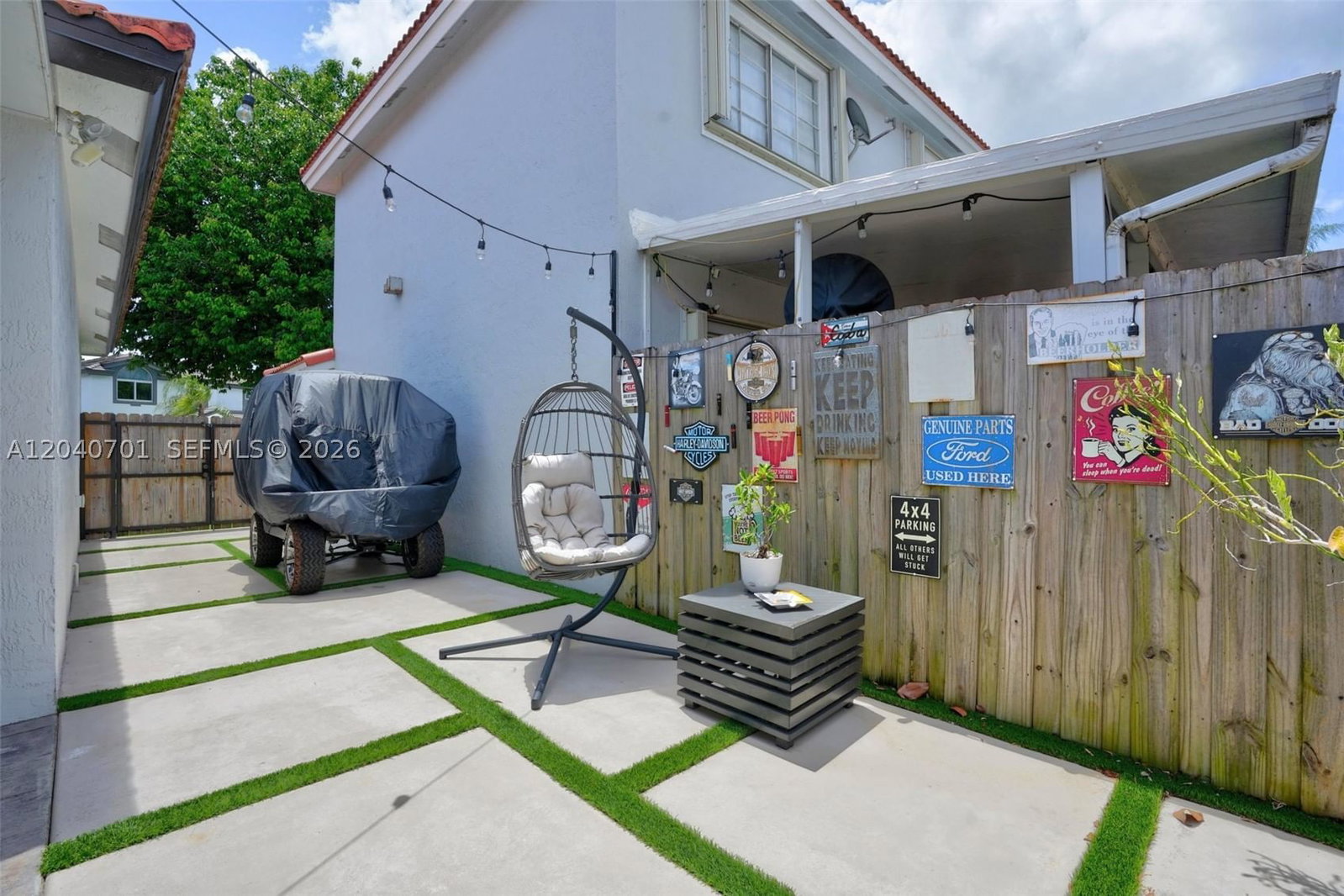 Real estate property located at 21462 91st Ave, Miami-dade, Lakes By The Bay Sec 8, Cutler Bay, FL