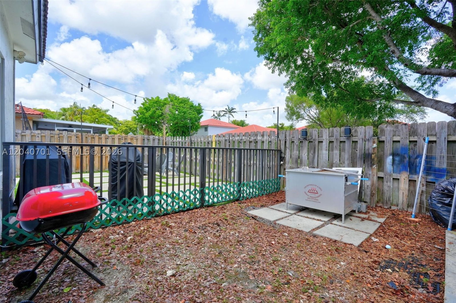 Real estate property located at 21462 91st Ave, Miami-dade, Lakes By The Bay Sec 8, Cutler Bay, FL