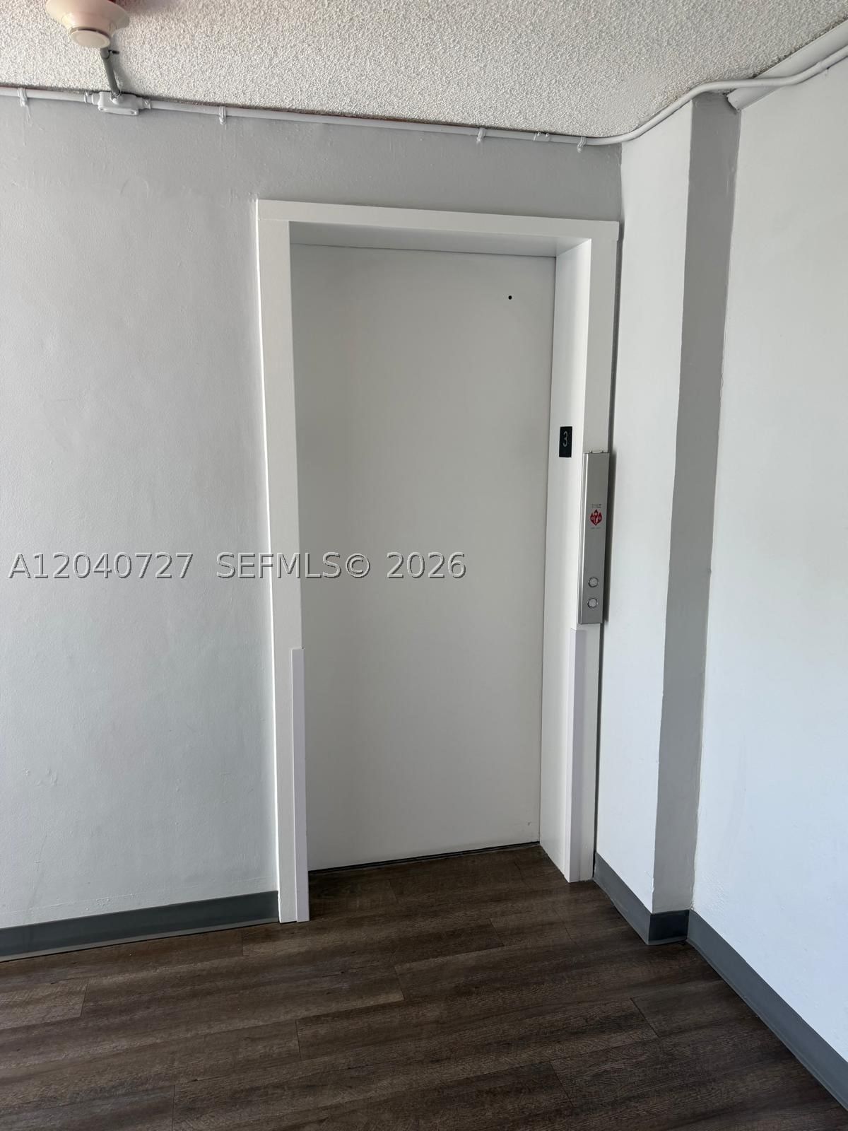 Real estate property located at 1990 Marseille Dr #303, Miami-dade, Lisette Condo, Miami Beach, FL