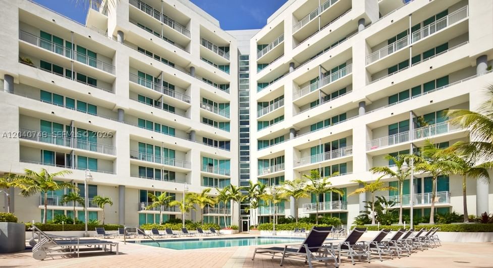 Real estate property located at 350 24th St #1109, Miami-dade, City 24 Condo, Miami, FL