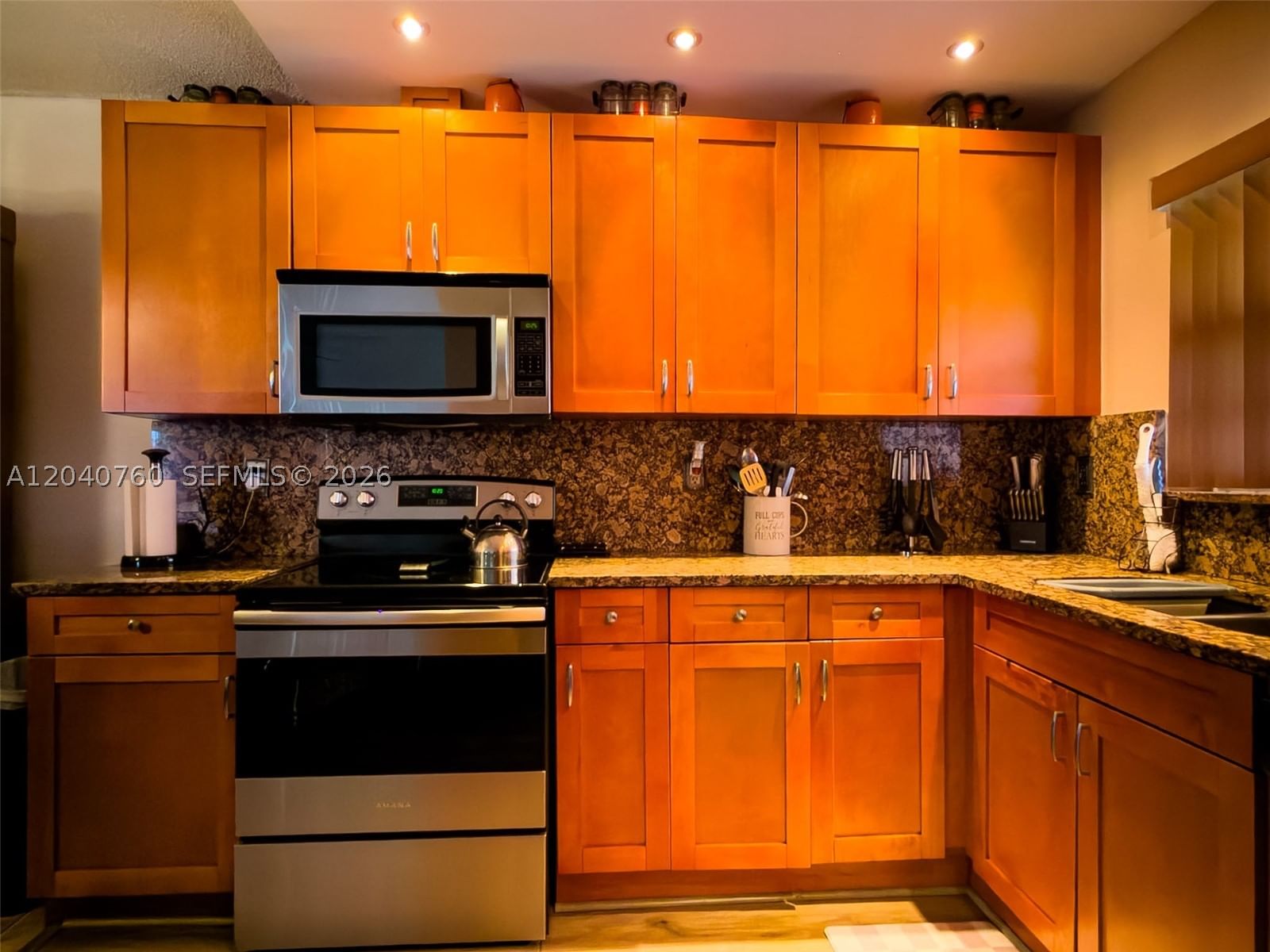 Real estate property located at 19251 33rd Ave, Miami-dade, Golden Gardens Sec 7, Miami Gardens, FL
