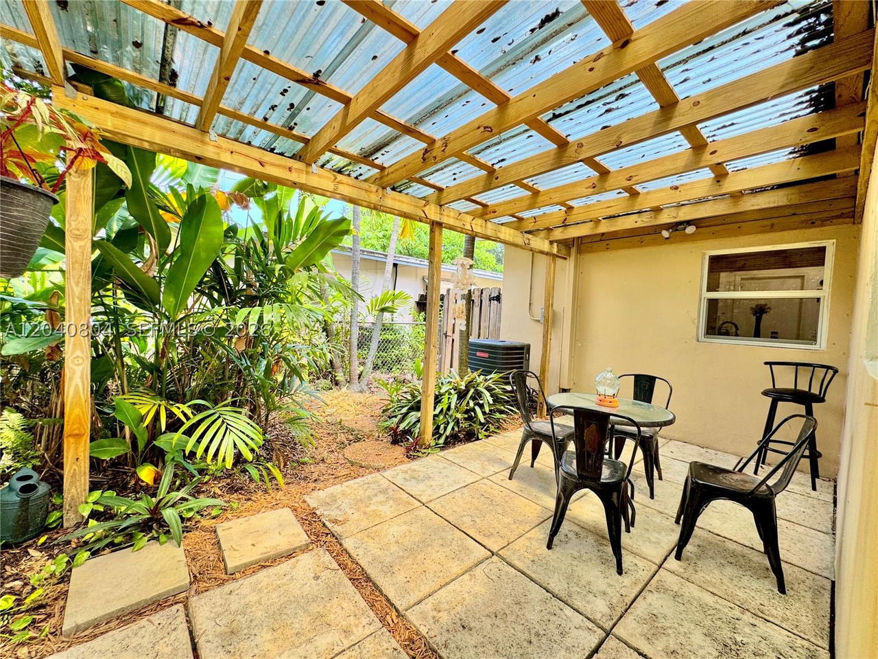 Real estate property located at 3800 Park Rd, Broward, Hollywood Hills, Hollywood, FL