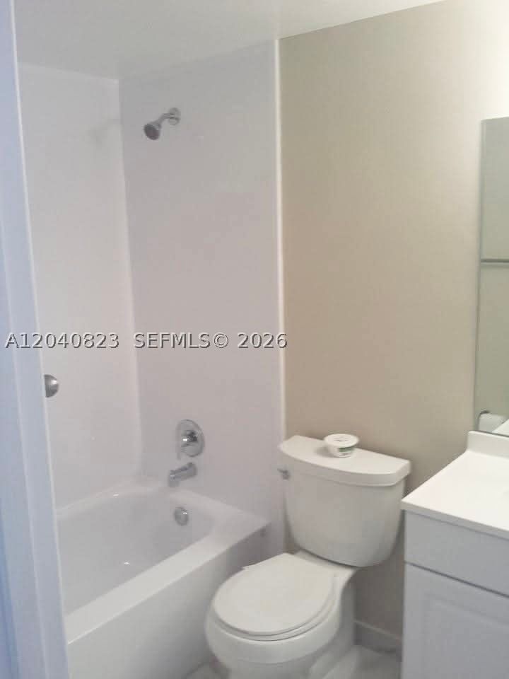 Real estate property located at 9235 Lagoon Pl #109, Broward, Poinciana 10 Pine Island, Davie, FL