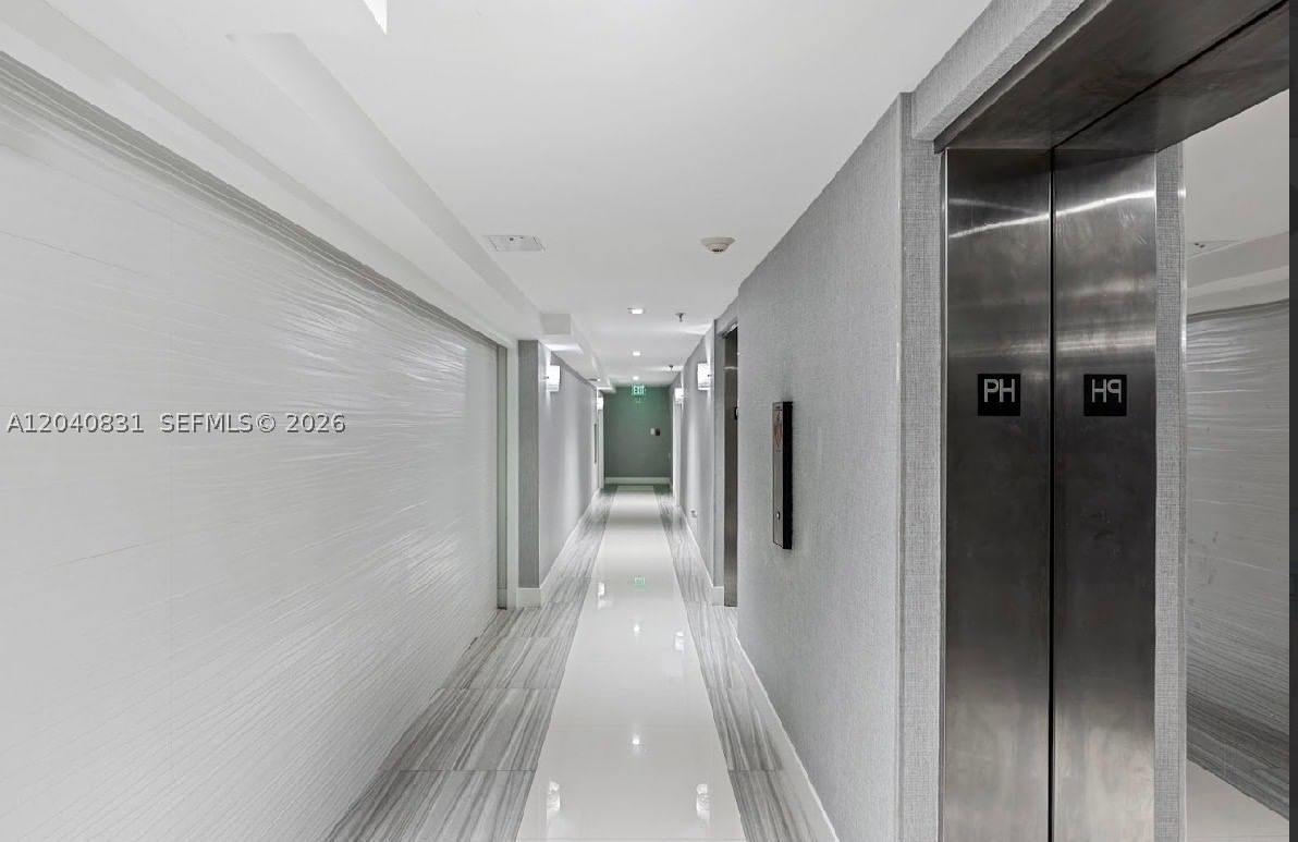 Real estate property located at 2457 Collins Ave #1603, Miami-dade, The Royal Club Condo, Miami Beach, FL