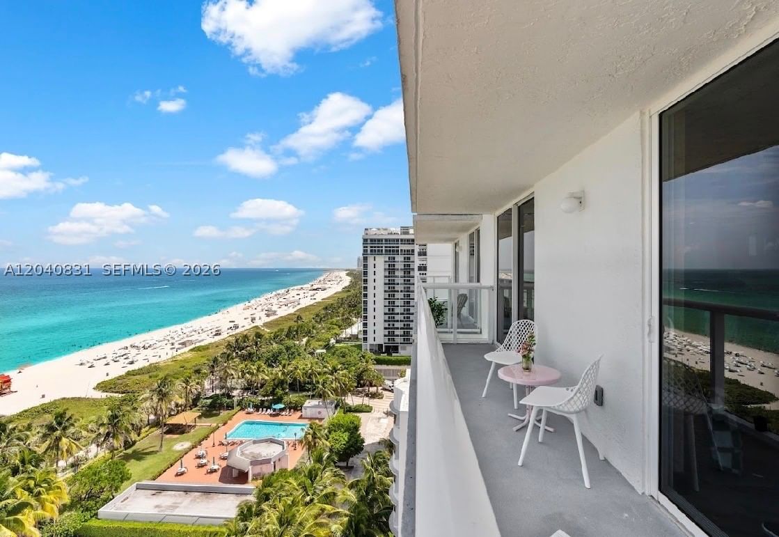 Real estate property located at 2457 Collins Ave #1603, Miami-dade, The Royal Club Condo, Miami Beach, FL