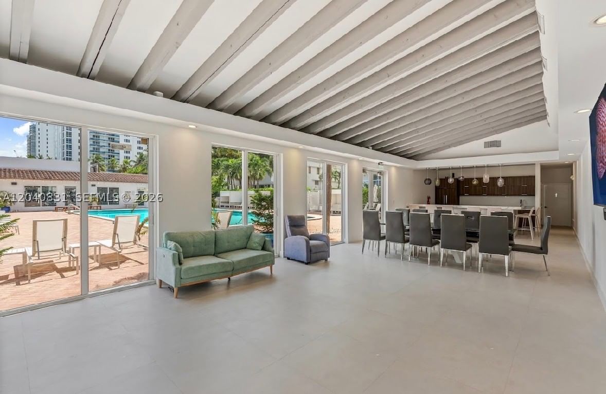 Real estate property located at 2457 Collins Ave #1603, Miami-dade, The Royal Club Condo, Miami Beach, FL