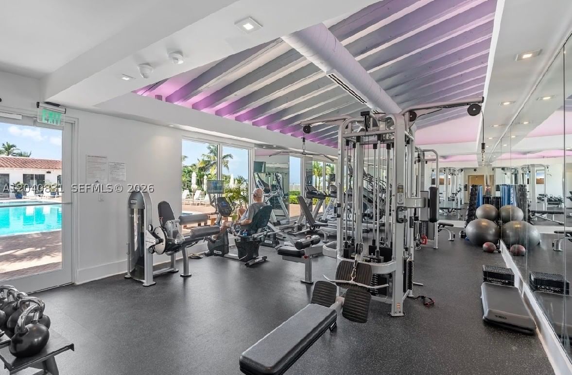 Real estate property located at 2457 Collins Ave #1603, Miami-dade, The Royal Club Condo, Miami Beach, FL