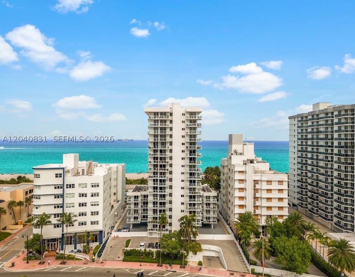 Real estate property located at 2457 Collins Ave #1603, Miami-dade, The Royal Club Condo, Miami Beach, FL