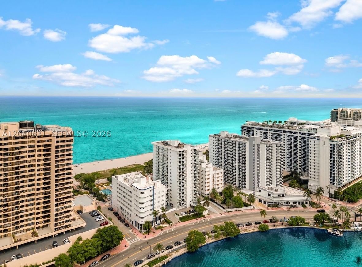 Real estate property located at 2457 Collins Ave #1603, Miami-dade, The Royal Club Condo, Miami Beach, FL