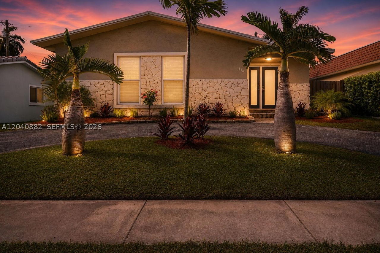 Real estate property located at 816 Johnson St, Broward, Hollywood Lakes Section, Hollywood, FL