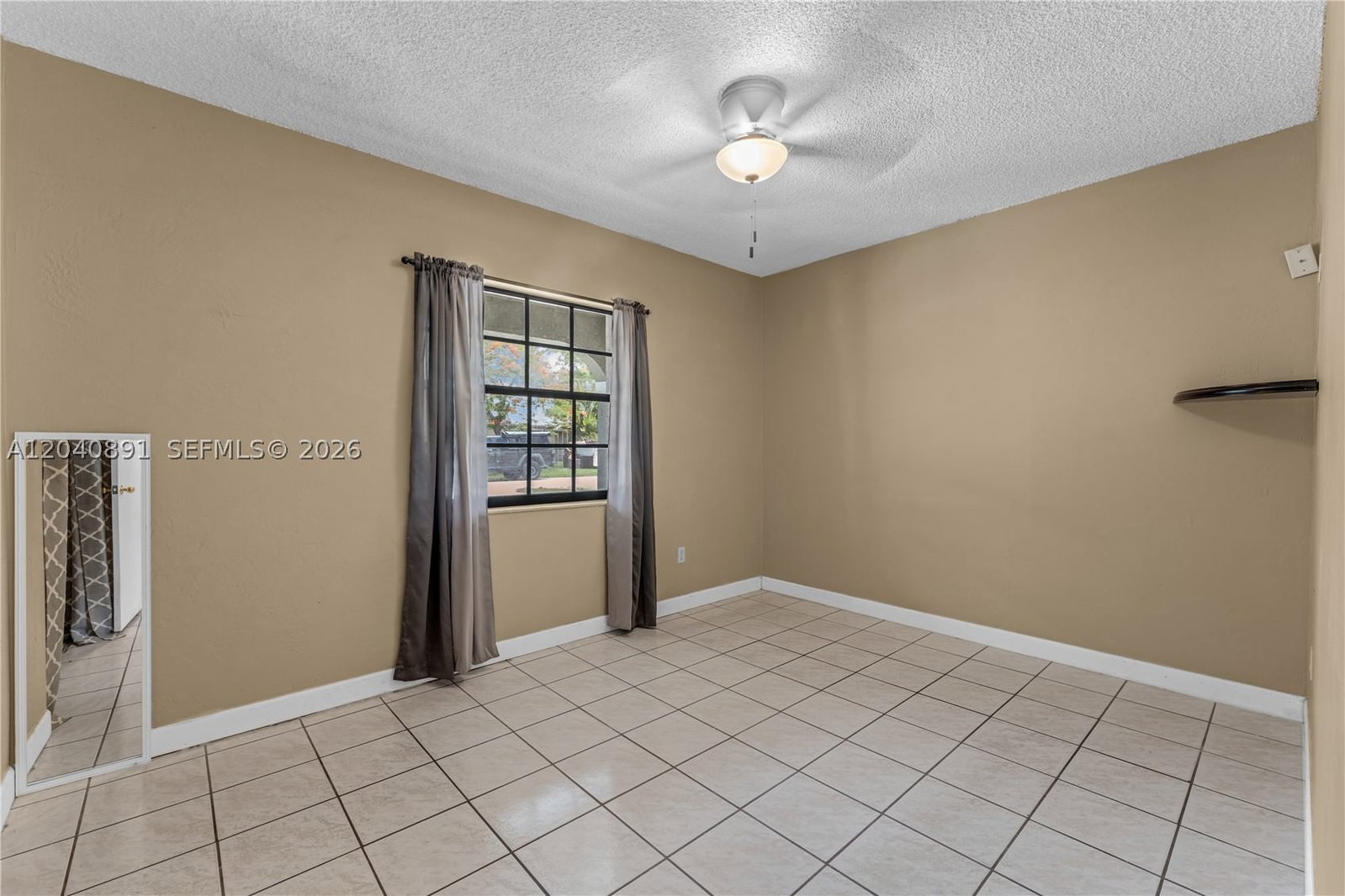 Real estate property located at 6860 18th St, Miami-dade, Oaklawn Sub, Miami, FL