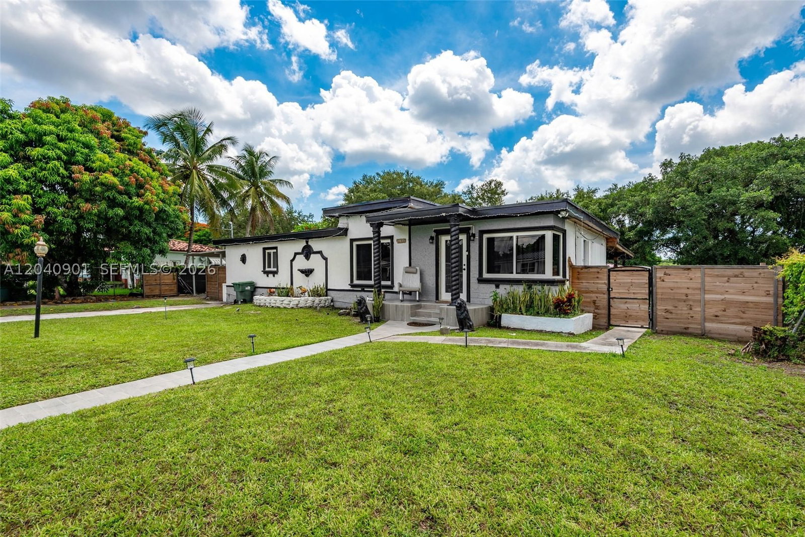 Real estate property located at 14855 16 Drive, Miami-dade, Biscayne Gardens Sec F Pt1, Biscayne Gardens, FL