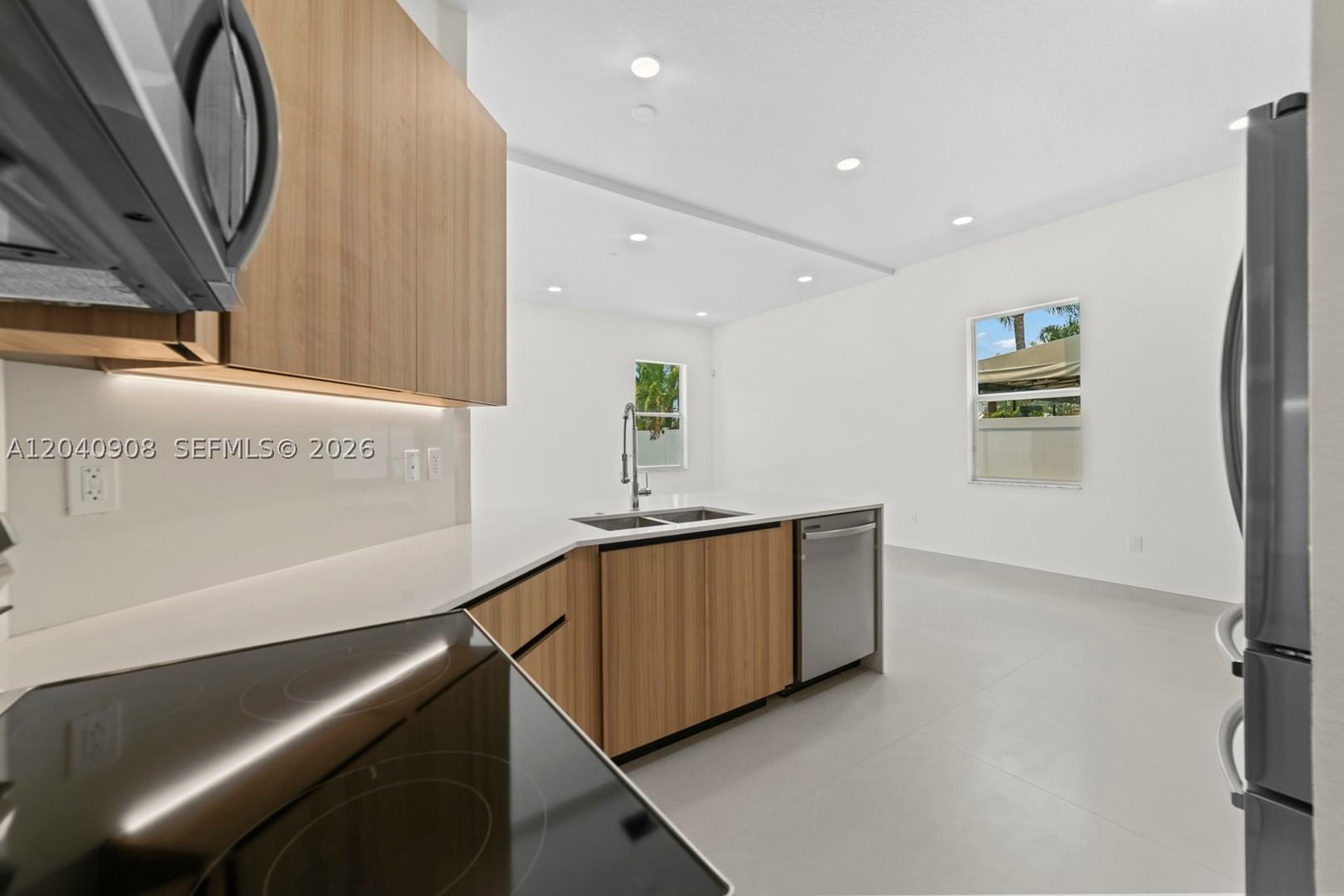 Real estate property located at 3040 44th Ct, Broward, Schooner Ridge, Dania Beach, FL
