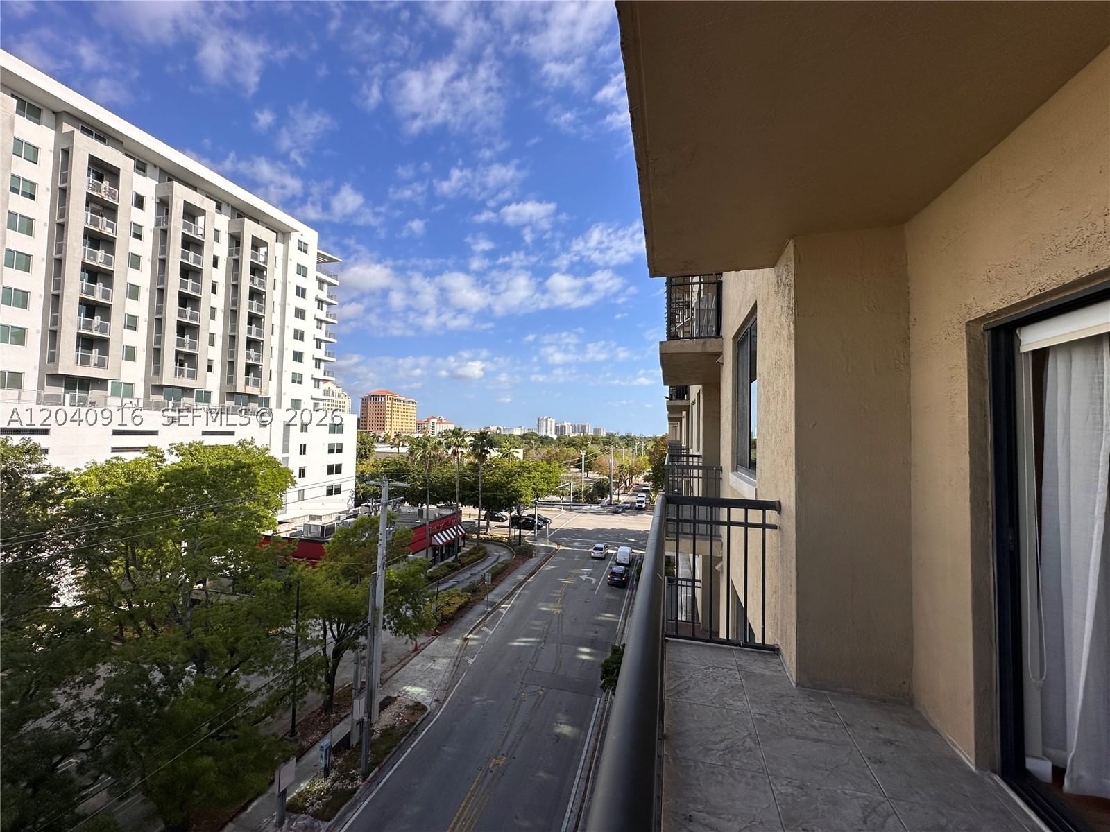 Real estate property located at 3590 Coral Way #611, Miami-dade, Keystone Villas Condo, Miami, FL