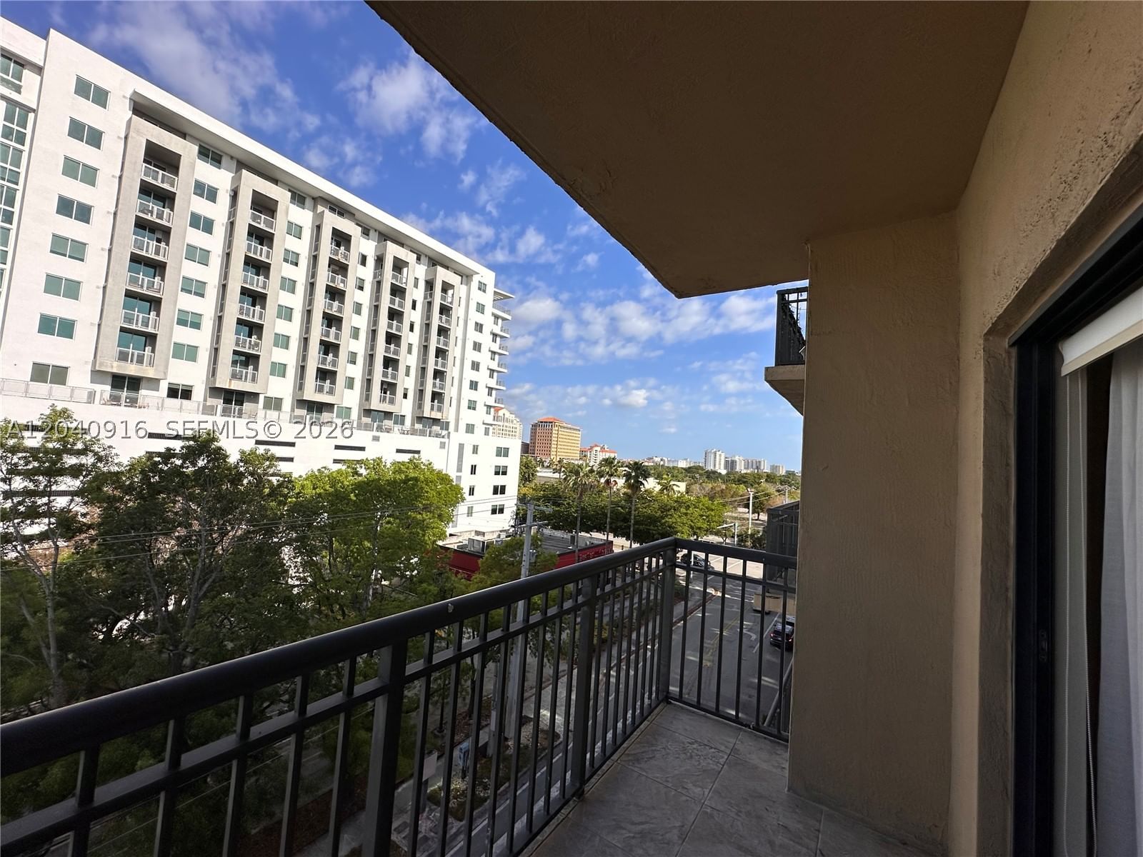 Real estate property located at 3590 Coral Way #611, Miami-dade, Keystone Villas Condo, Miami, FL