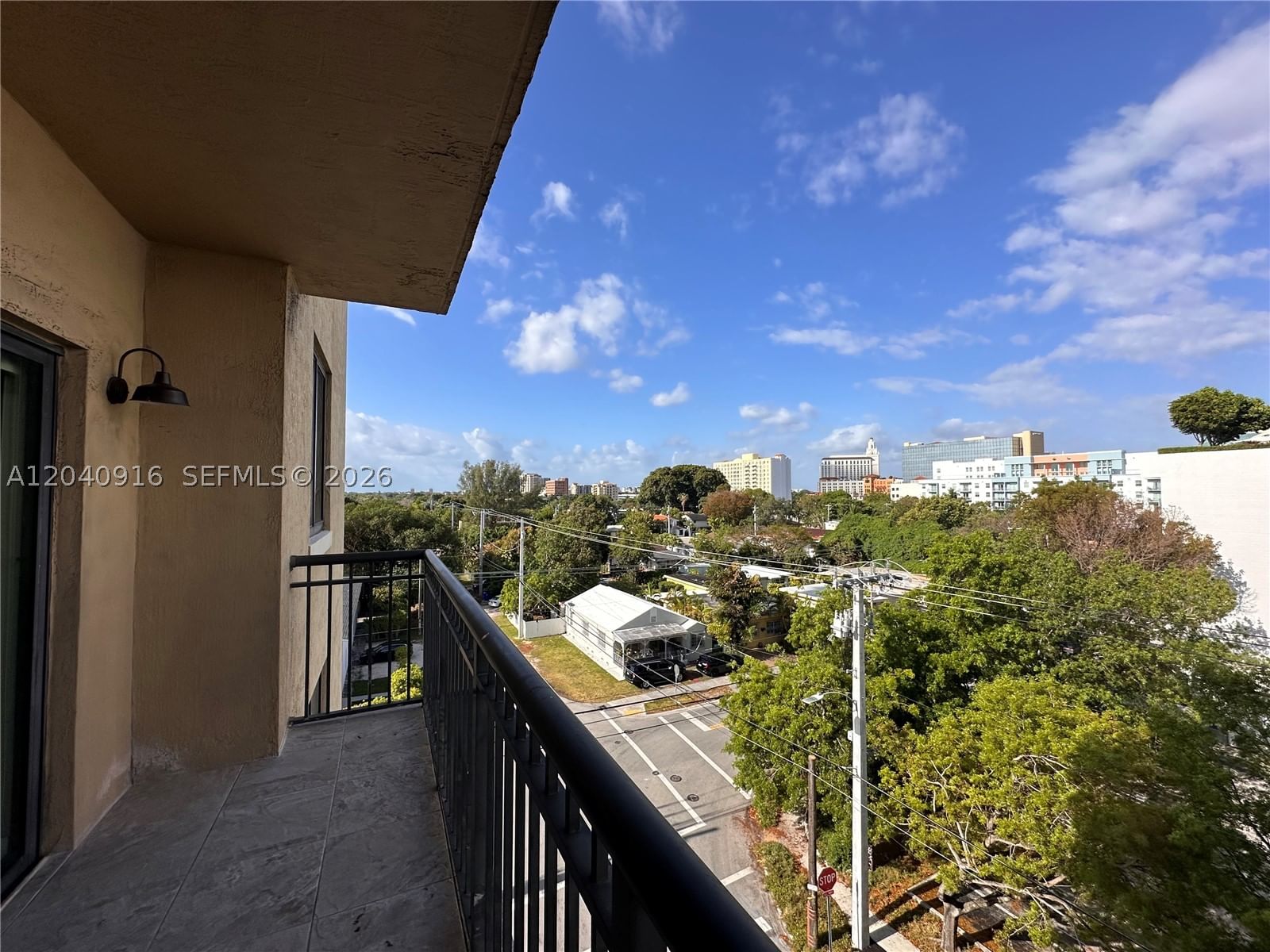 Real estate property located at 3590 Coral Way #611, Miami-dade, Keystone Villas Condo, Miami, FL