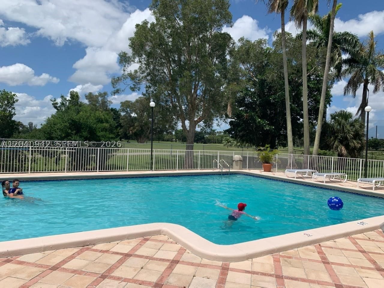 Real estate property located at 7035 186th St D310, Miami-dade, Las Brisas@ Country Club, Hialeah, FL