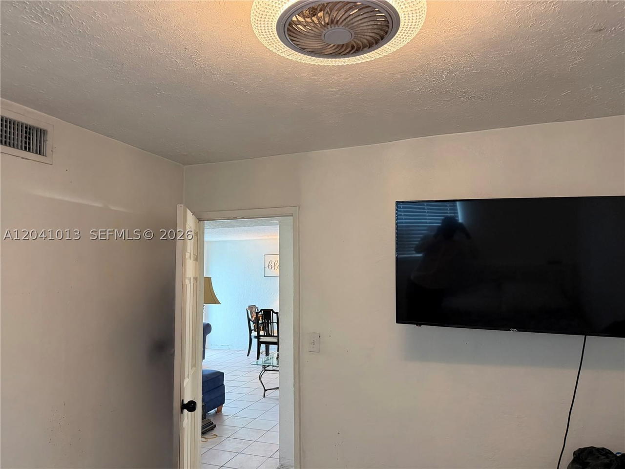 Real estate property located at 2300 43rd Ave, Broward, Broadview Park Sec 4, Fort Lauderdale, FL