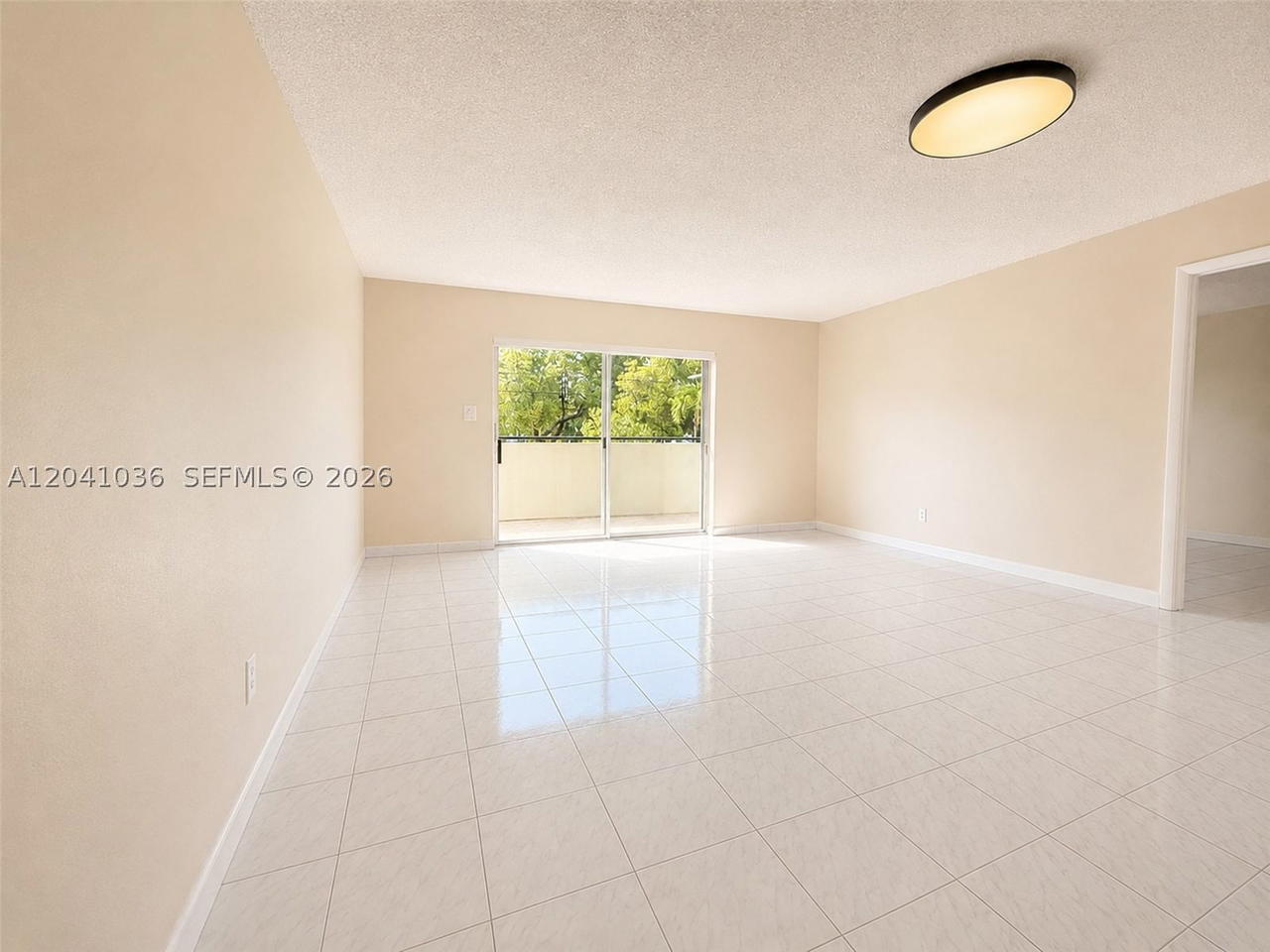 Real estate property located at 8024 Tatum Waterway Dr #2B, Miami-dade, Creek Towers & Yacht Club, Miami Beach, FL