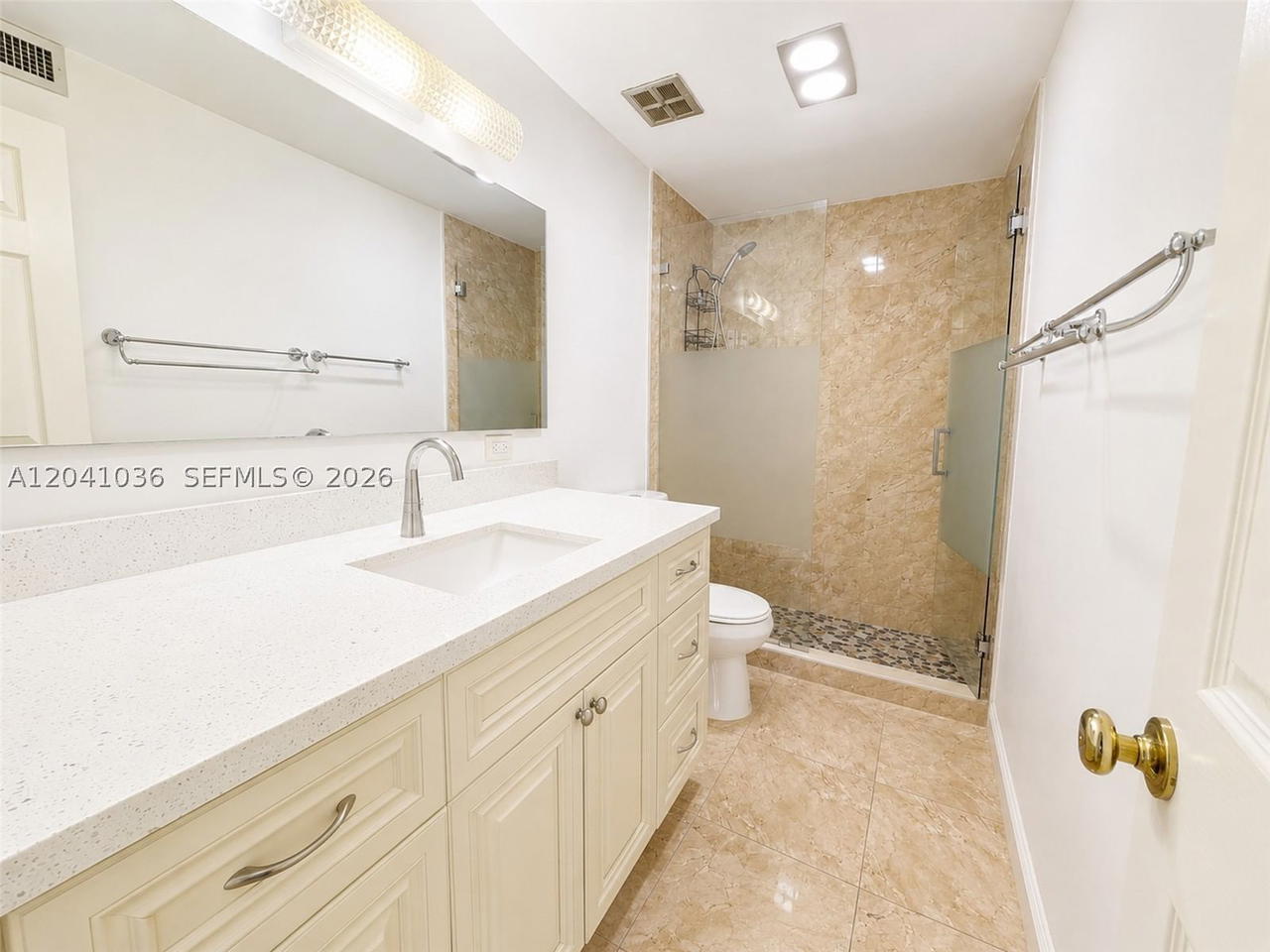 Real estate property located at 8024 Tatum Waterway Dr #2B, Miami-dade, Creek Towers & Yacht Club, Miami Beach, FL