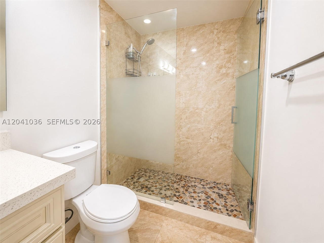Real estate property located at 8024 Tatum Waterway Dr #2B, Miami-dade, Creek Towers & Yacht Club, Miami Beach, FL