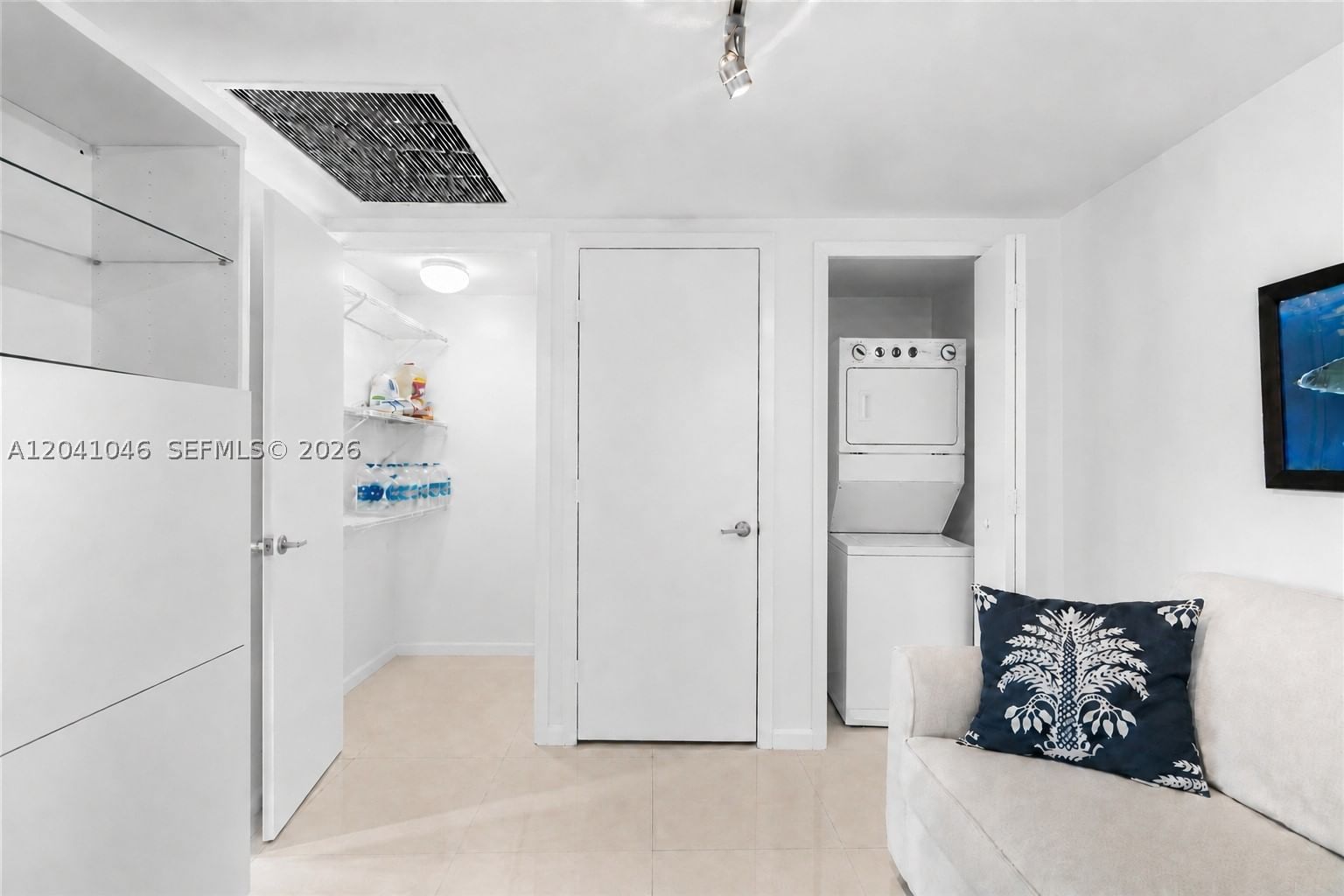 Real estate property located at 495 Brickell Ave BAY807, Miami-dade, Icon Brickell No Two, Miami, FL