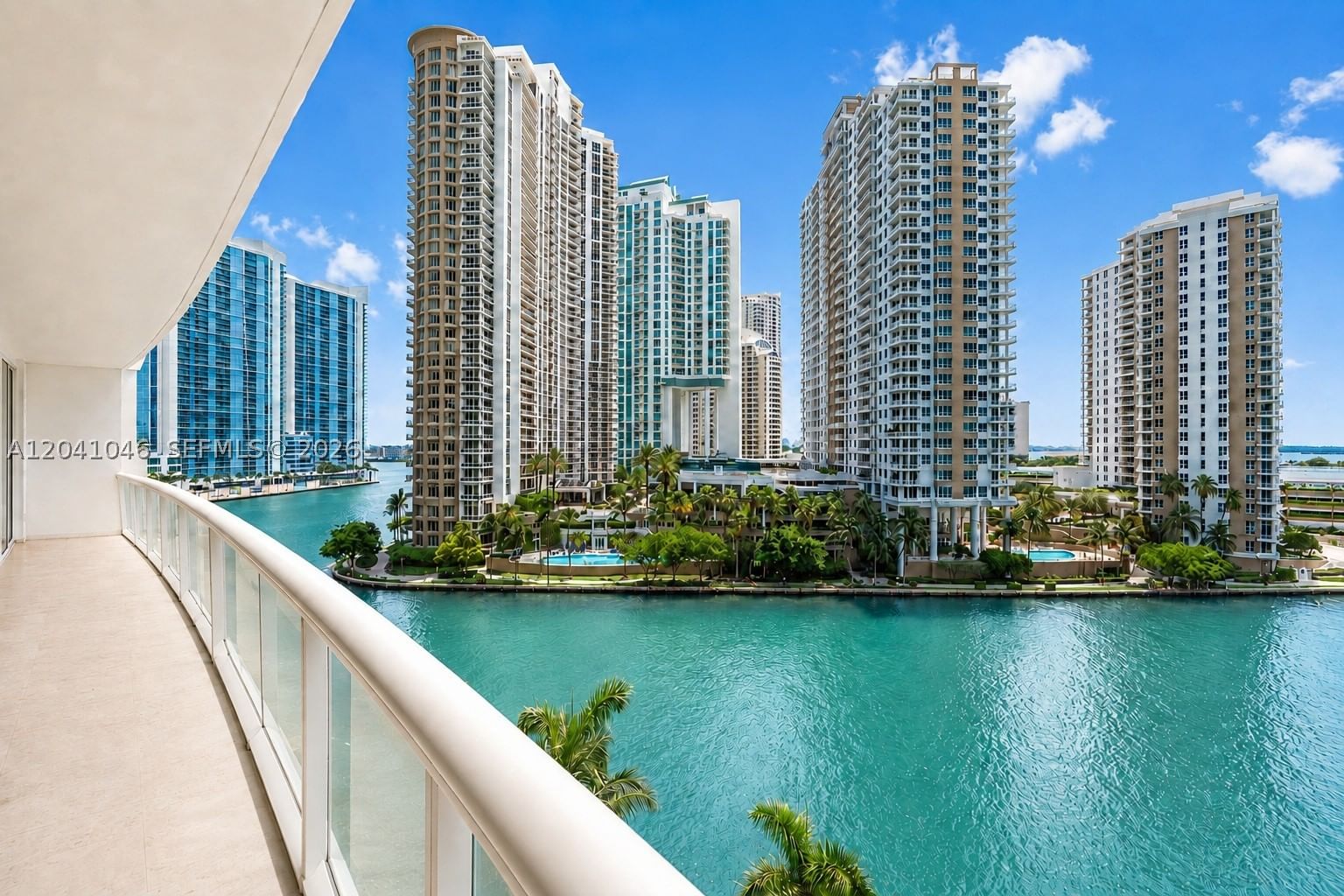 Real estate property located at 495 Brickell Ave BAY807, Miami-dade, Icon Brickell No Two, Miami, FL